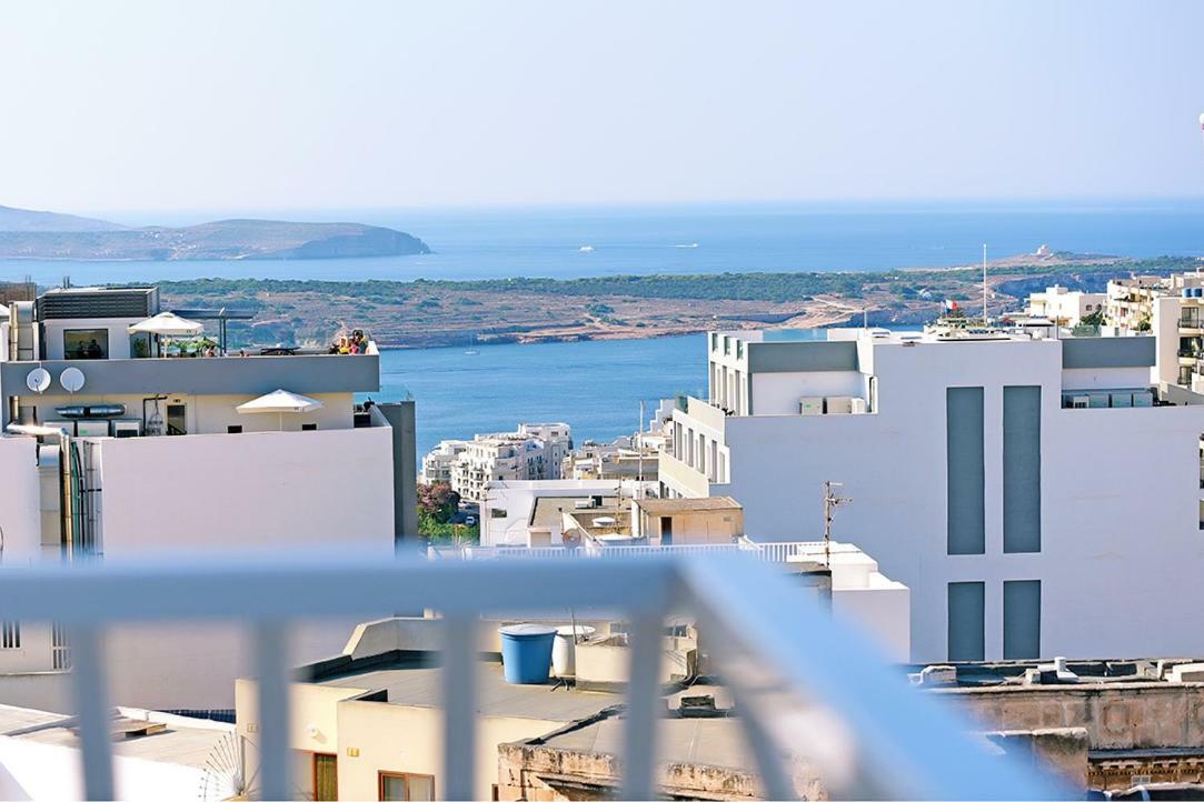 13 Village Apartments Меллиеха Экстерьер фото